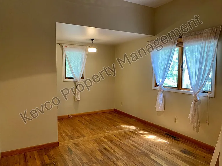 805 Laporte Ave — Photo 7