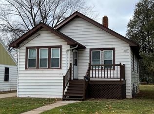 512 Abrams St, Green Bay, WI 54302