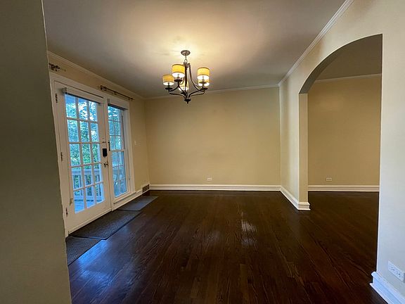 2nd image of 6529 N Trumbull Ave
