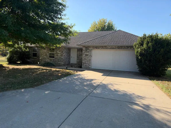 501 E Herron Dr, Ozark, MO 65721
