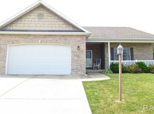 1280 Glenwood Ave, Metamora, IL 61548
