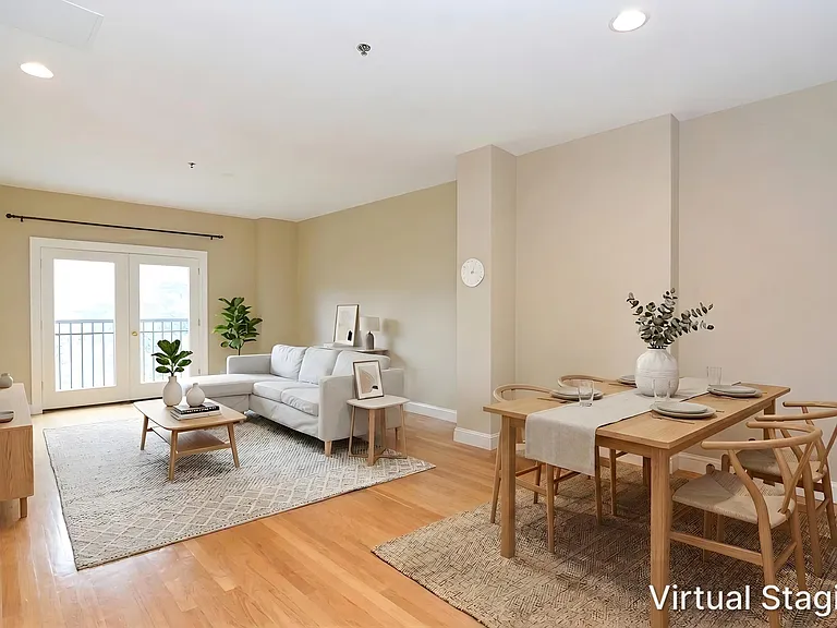 1723 Washington St #309 — Photo 2