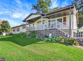 2417 Croll School Rd, York, PA 17403
