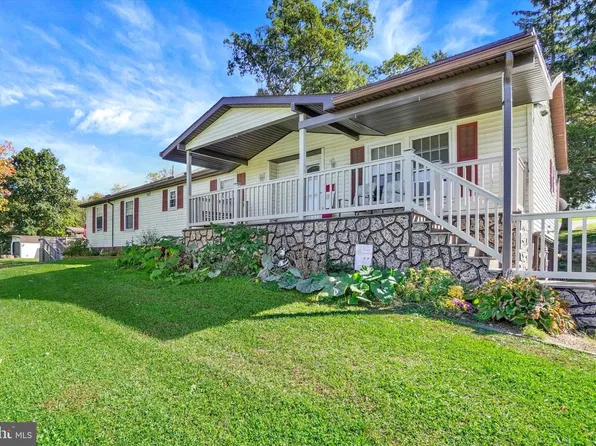 2417 Croll School Rd, York, PA 17403