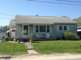 47 Kenyon Rd, Tiverton, RI 02878
