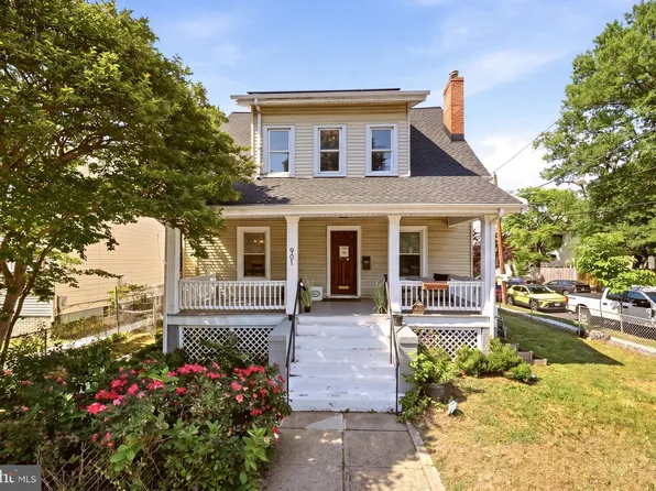 901 Butternut St NW, Washington, DC 20012