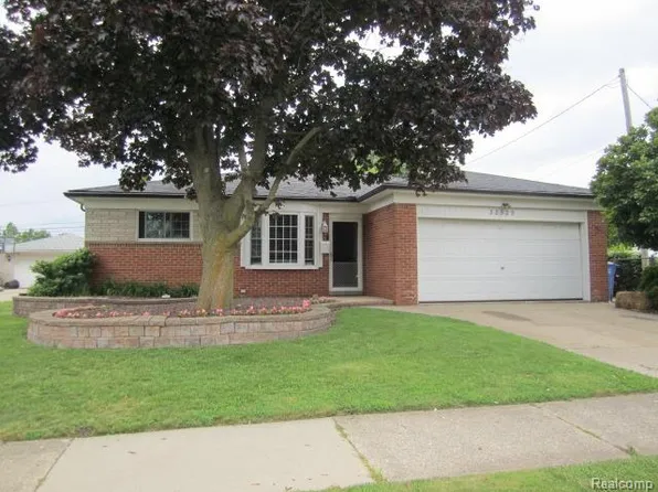32529 Firwood Dr, Warren, MI 48088
