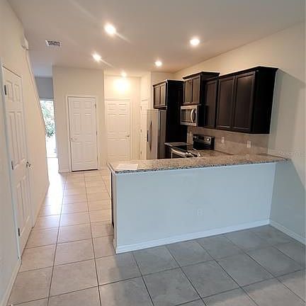 3rd image of 5335 Sylvester Loop