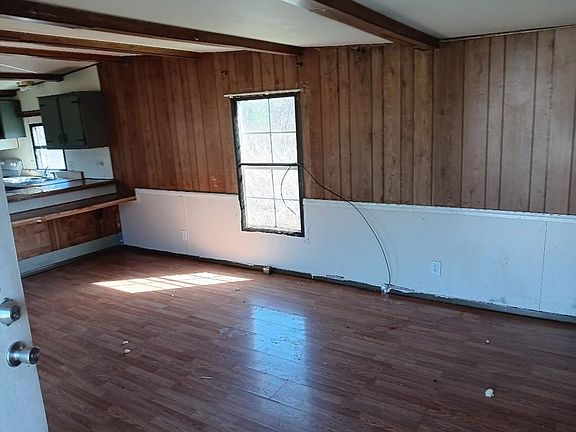 3rd image of 380 Flannery Trailer Rd #2001