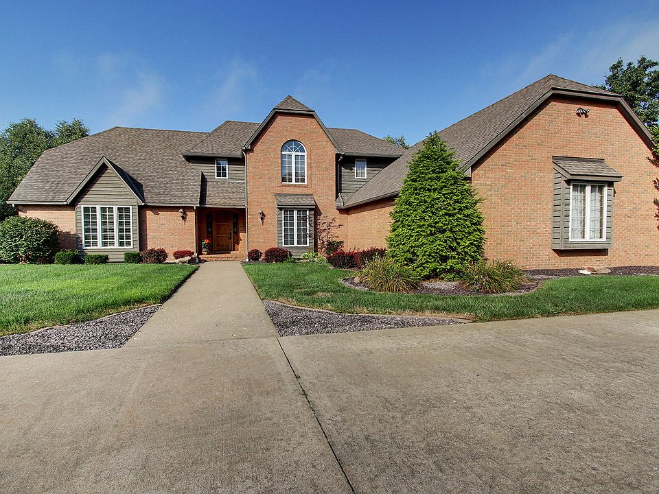1st image of 400 Morton Dr