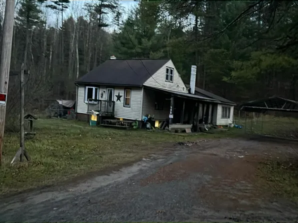 598 Gravel Point Rd, Howard, PA 16841