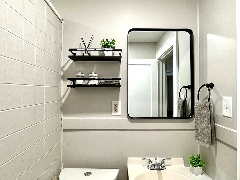 126 Ashdale Ave #3 — Photo 9