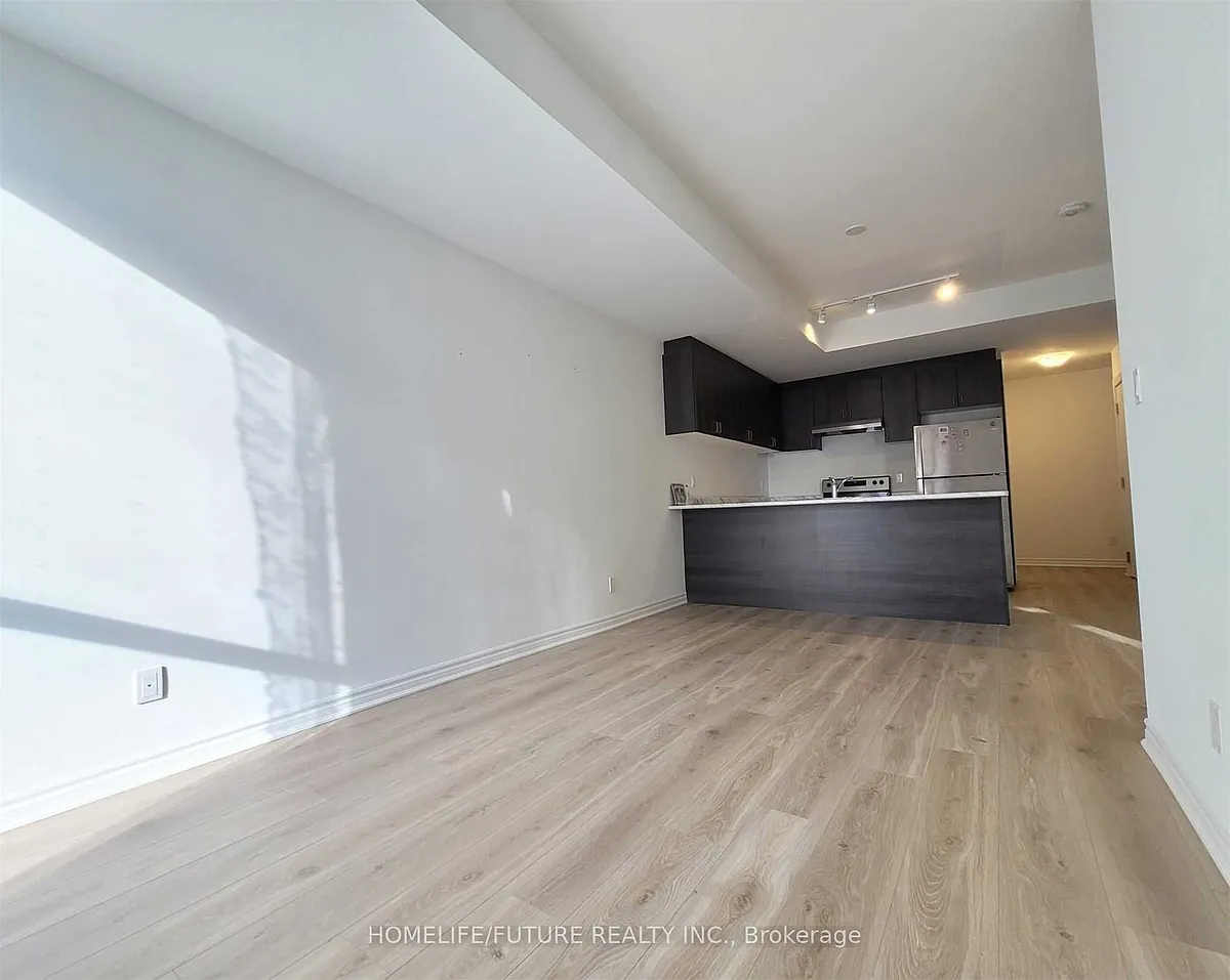 Building Photo - 11 Falaise Rd #B