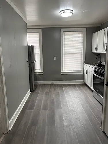 623 W 28th St #3 Photo 1