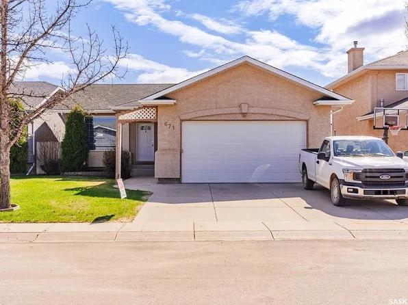 671 Fairbrother PLACE, Saskatoon, SK S7S 1J2