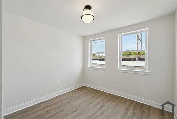 1814 S Taylor St — Photo 18