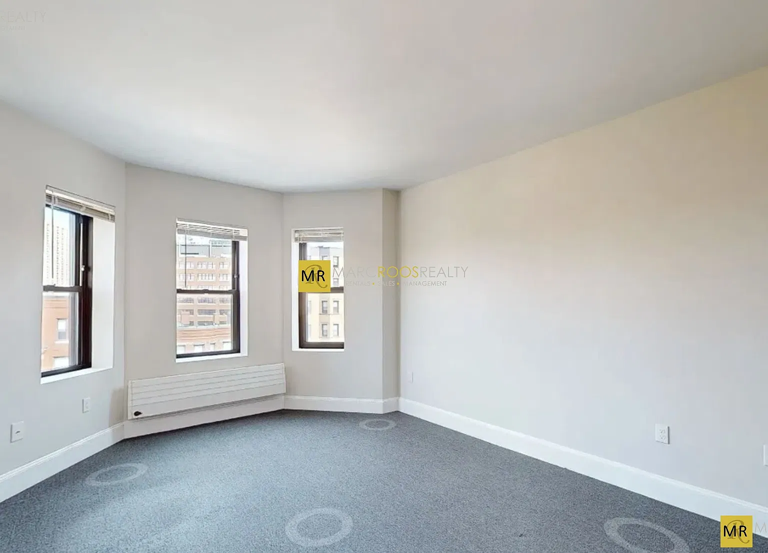 2 bed, 561 sqft, $3,200 — Photo 1