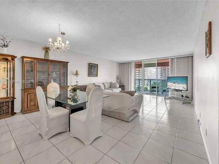 3800 S Ocean Dr #618 — Photo 3