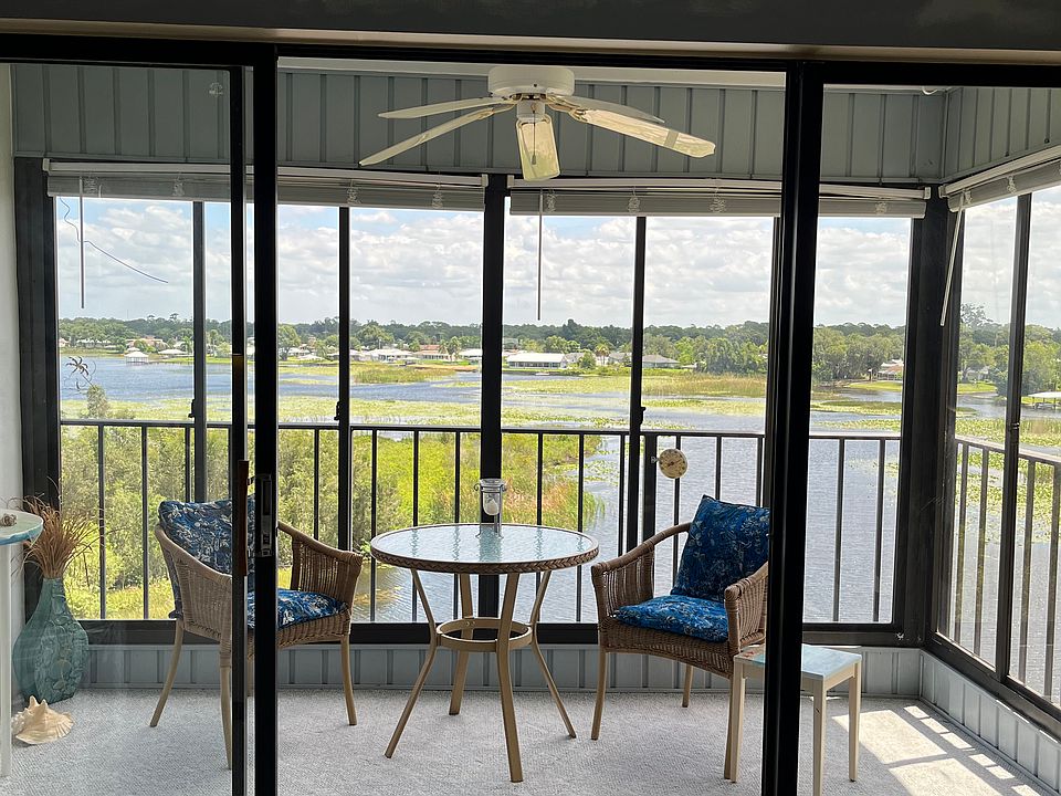 Perfect for morning coffee or evening cocktails. Glass and screened with louvered blinds.