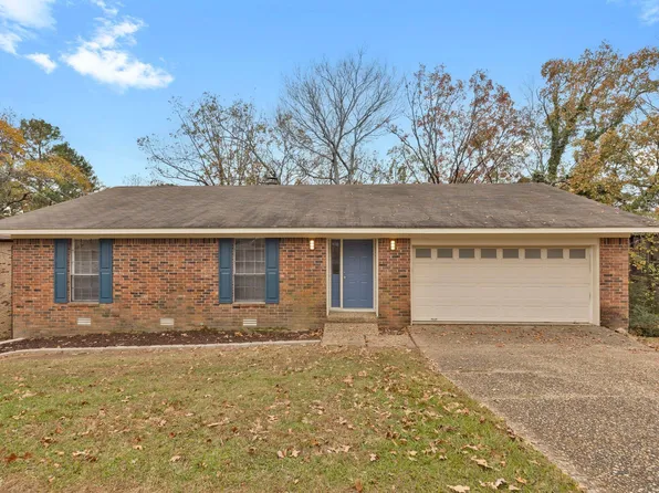 12721 Pleasant Forest Dr, Little Rock, AR 72212