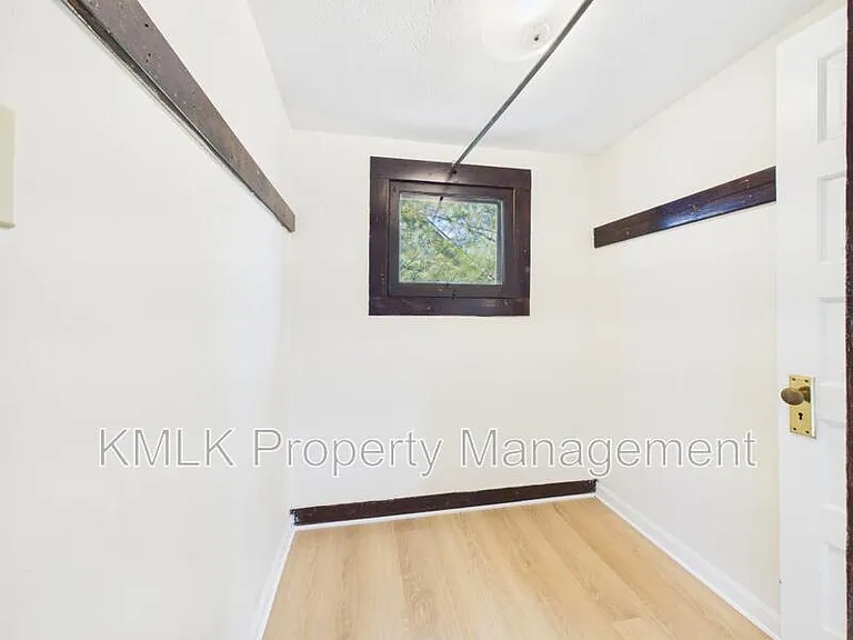 773 Montana Ave — Photo 28
