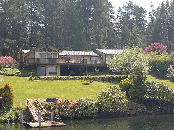 501 NE Mountain View Dr, Tahuya, WA 98588