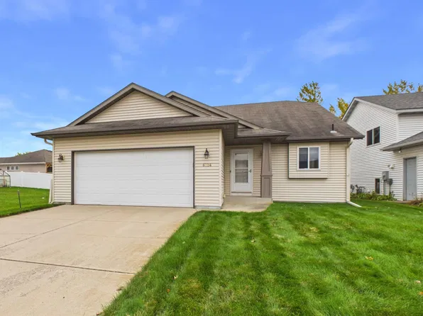 6724 Black Spruce St, Saint Cloud, MN 56303