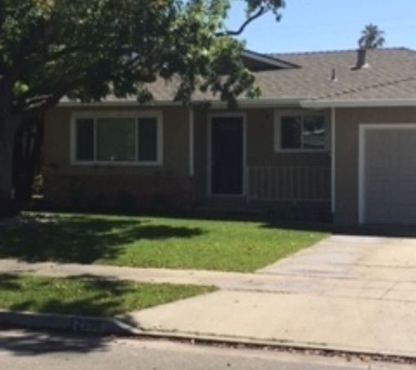1st image of 2158 Abbey Ln