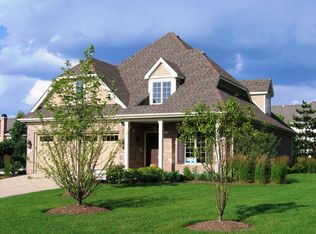 447 Greenleaf Ct, Westmont, IL 60559