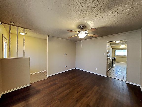 4th image of 2900 Buena Vista Dr