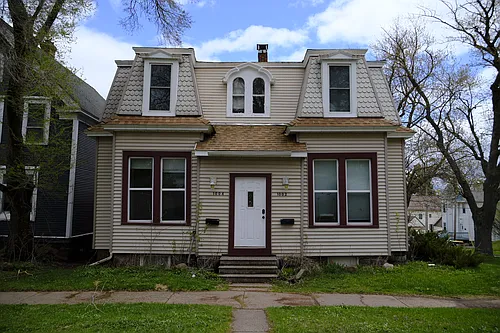 1004 E 6th St Photo 1