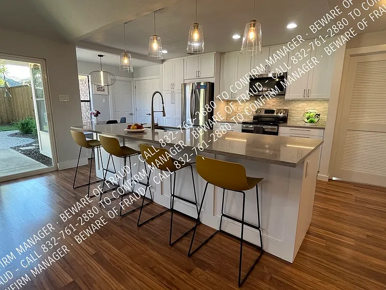 645 Thompson Dr — Photo 18