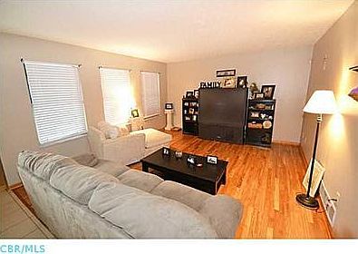 5th image of 3130 Fabyan Dr