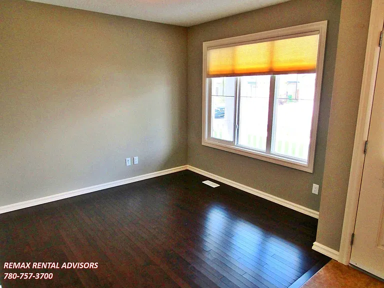 8705 180a Ave NW — Photo 6