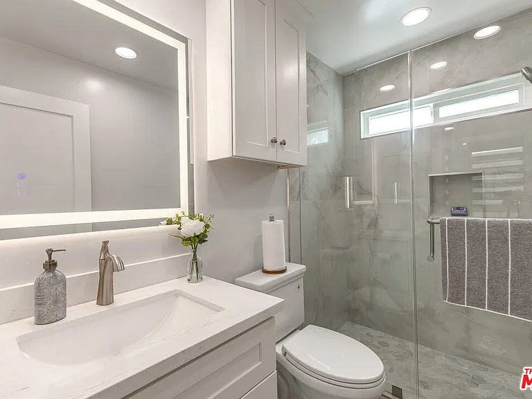 400 N Louise St #204 — Photo 26