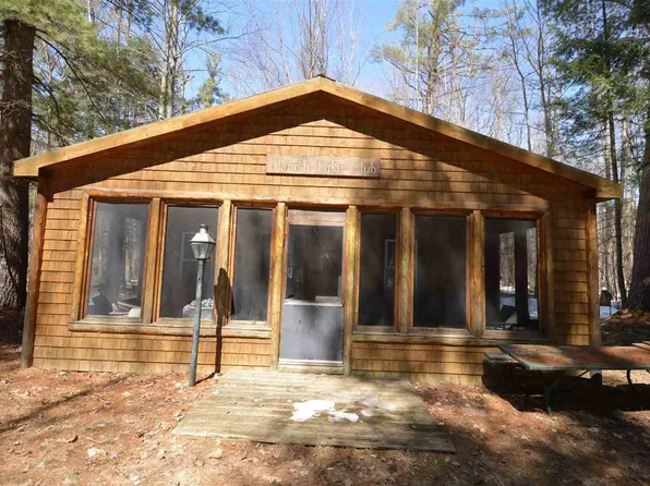 5750 Galbraith Rd, East Jordan, MI 49727