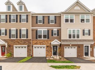 8481 Craggan Ln, Manassas, VA