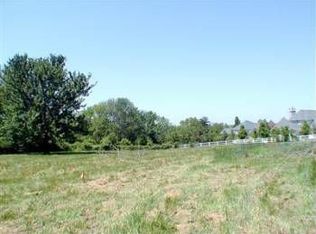 1211 Broomstick Ln, Chesterfield, MO