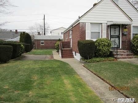 1st image of 2217 Macarthur Street
