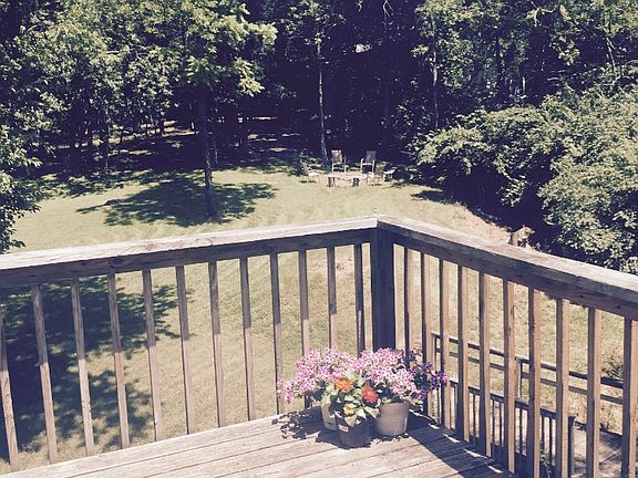 5th image of 3107 Shady Trace Ct