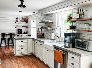 1109 Brentwood Rd, Morton, IL 61550