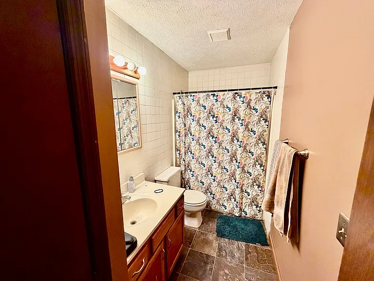 2832 Rutherford Dr — Photo 4