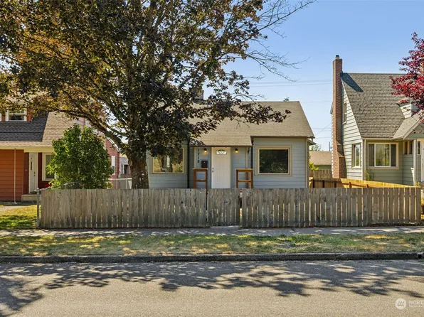 1718 S Fife Street, Tacoma, WA 98405