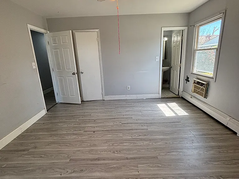 Brentwood Rd — Photo 17