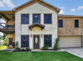 268 Beachview Cir, Pottsboro, TX 75076