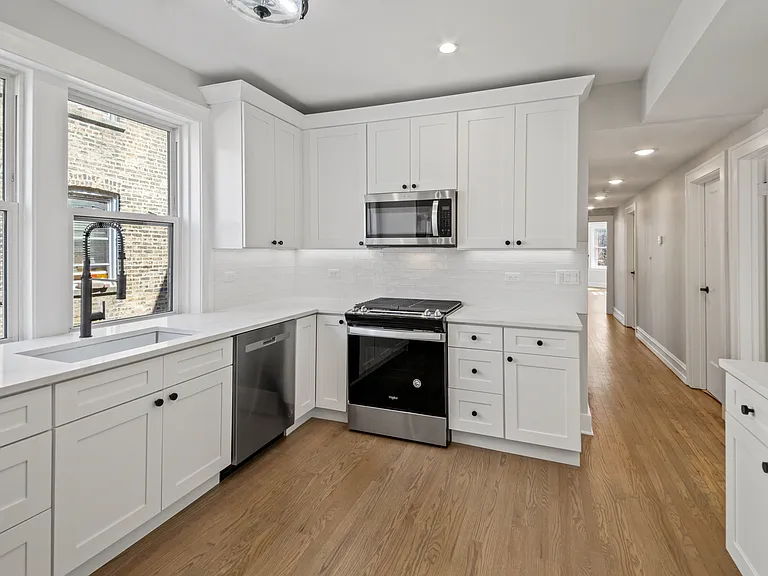 4834 N Springfield Ave #2 — Photo 29