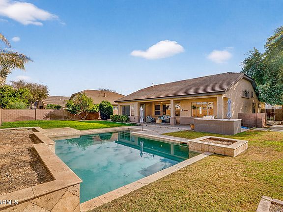2nd image of 1036 E TONTO Drive