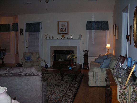 Greatroom with fireplace