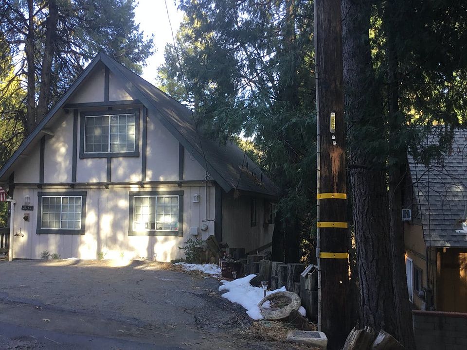 2nd image of 23150 Sycamore Ln