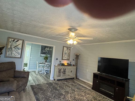 4th image of 76 Burketts Ferry Rd